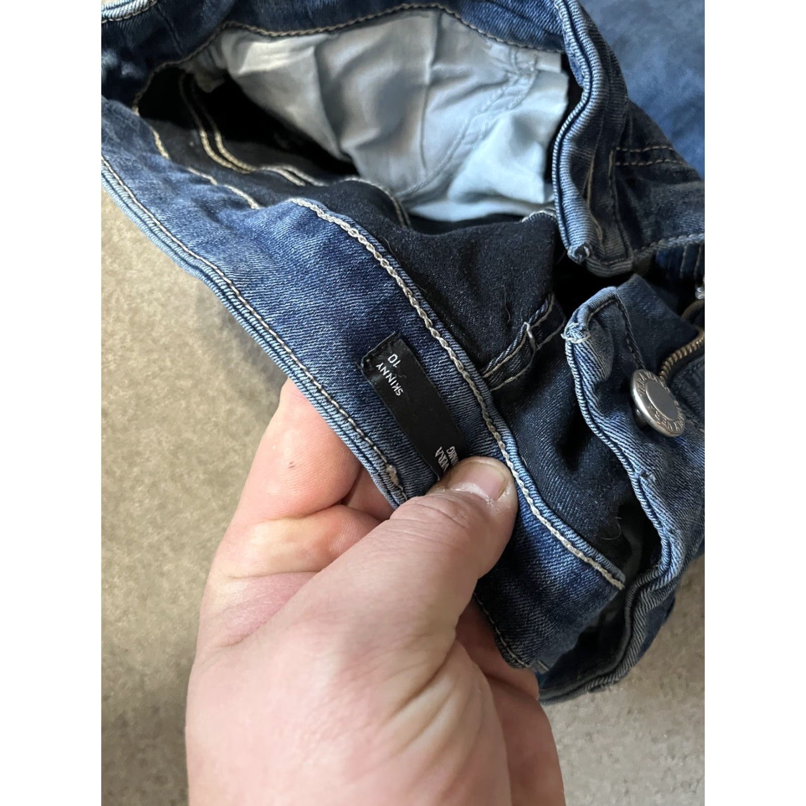 Vintage Vera Wang Simply Vera Skinny Jeans Size 10 Blue Distressed Women Jeans Size 32" / US 10 / IT 46 - 5 Thumbnail