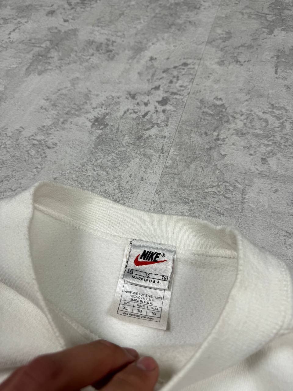 Nike Vintage 90’s Nike White Sweatshirt Crew Neck Made in USA Size US XL / EU 56 / 4 - 12 Thumbnail