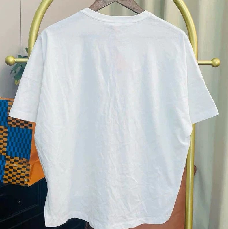 Loewe LOEWE Short sleeves with chest logo Size XS / US 0-2 / IT 36-38 - 2 Thumbnail