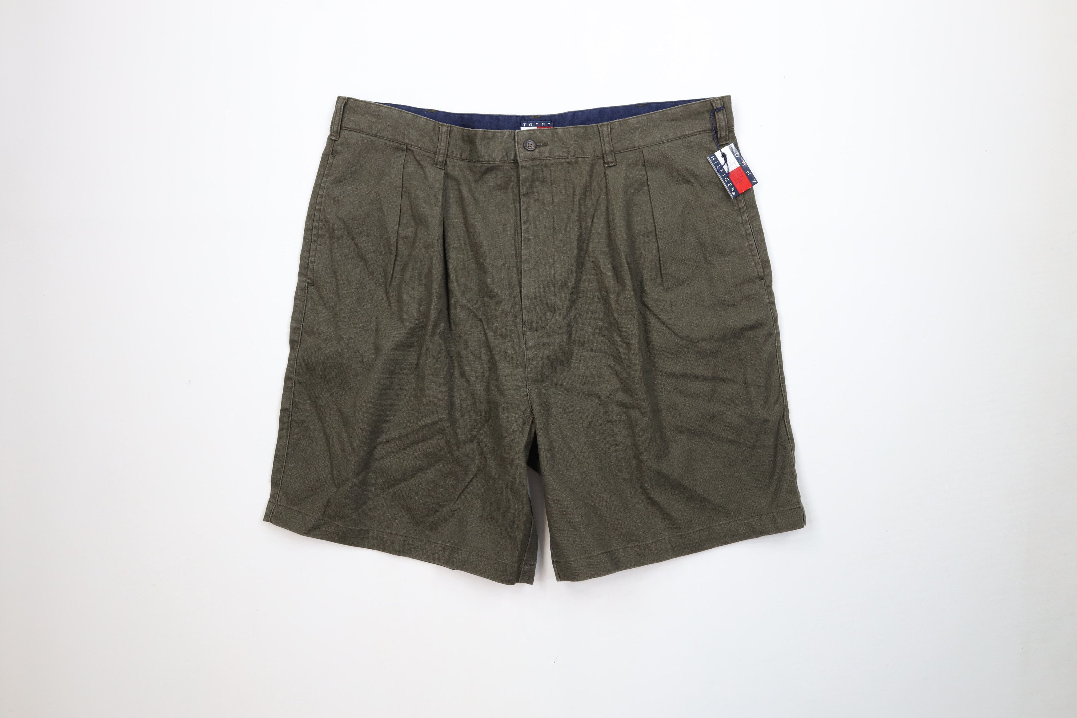 Tommy Hilfiger Deadstock Vintage 90s Tommy Hilfiger Pleated Chino Shorts Size US 38 / EU 54 - 1 Thumbnail