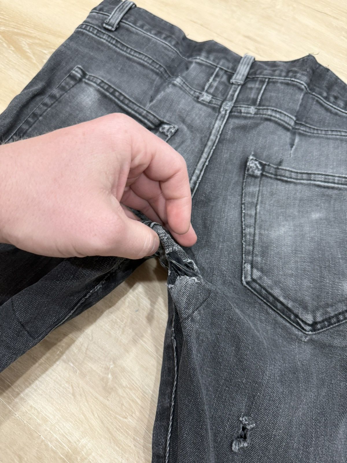 Saint Laurent Paris Saint Laurent Distressed Skinny Denim Jeans Size US 30 / EU 46 - 9 Thumbnail