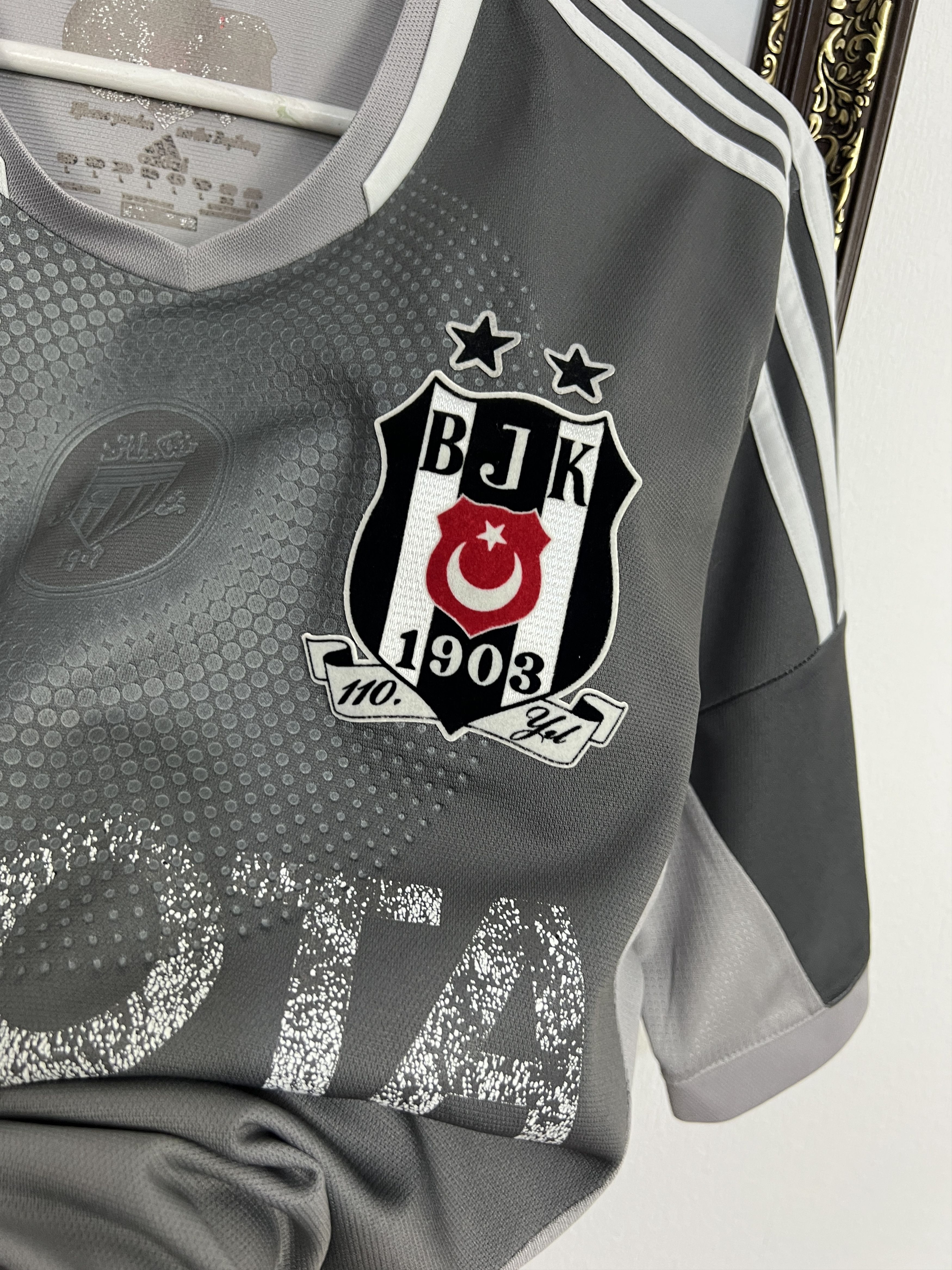 Adidas Besiktas football shirt 2013 Soccer Adidas Jersey Trikot Size US L / EU 52-54 / 3 - 4 Thumbnail