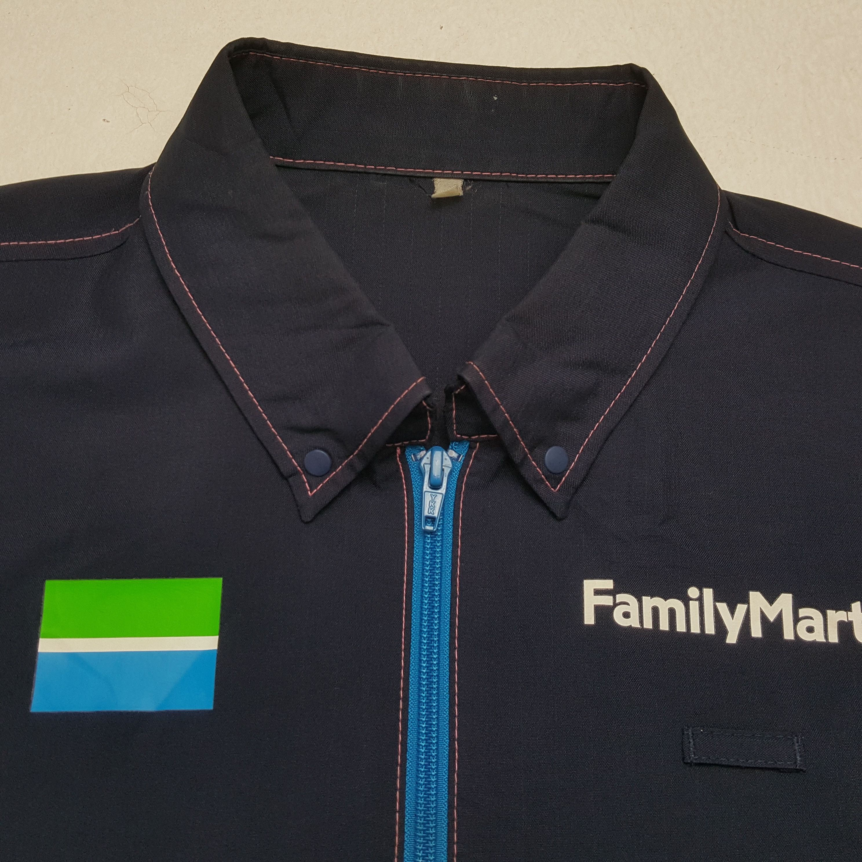 Japanese Brand × Vintage FAMILY MART Workwear Uniform Jacket Size US L / EU 52-54 / 3 - 9 Thumbnail