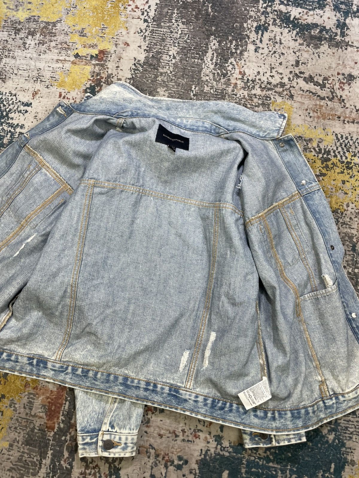 Banana Republic Banana Republic Distressed Acid Wash Denim Jacket Size M / US 6-8 / IT 42-44 - 8 Thumbnail