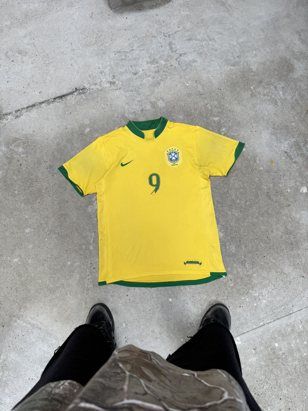 Nike VINTAGE NIKE BRAZIL RONALDO JERSEY NR 9 SHAMZ Size US M / EU 48-50 / 2 - 1 Thumbnail