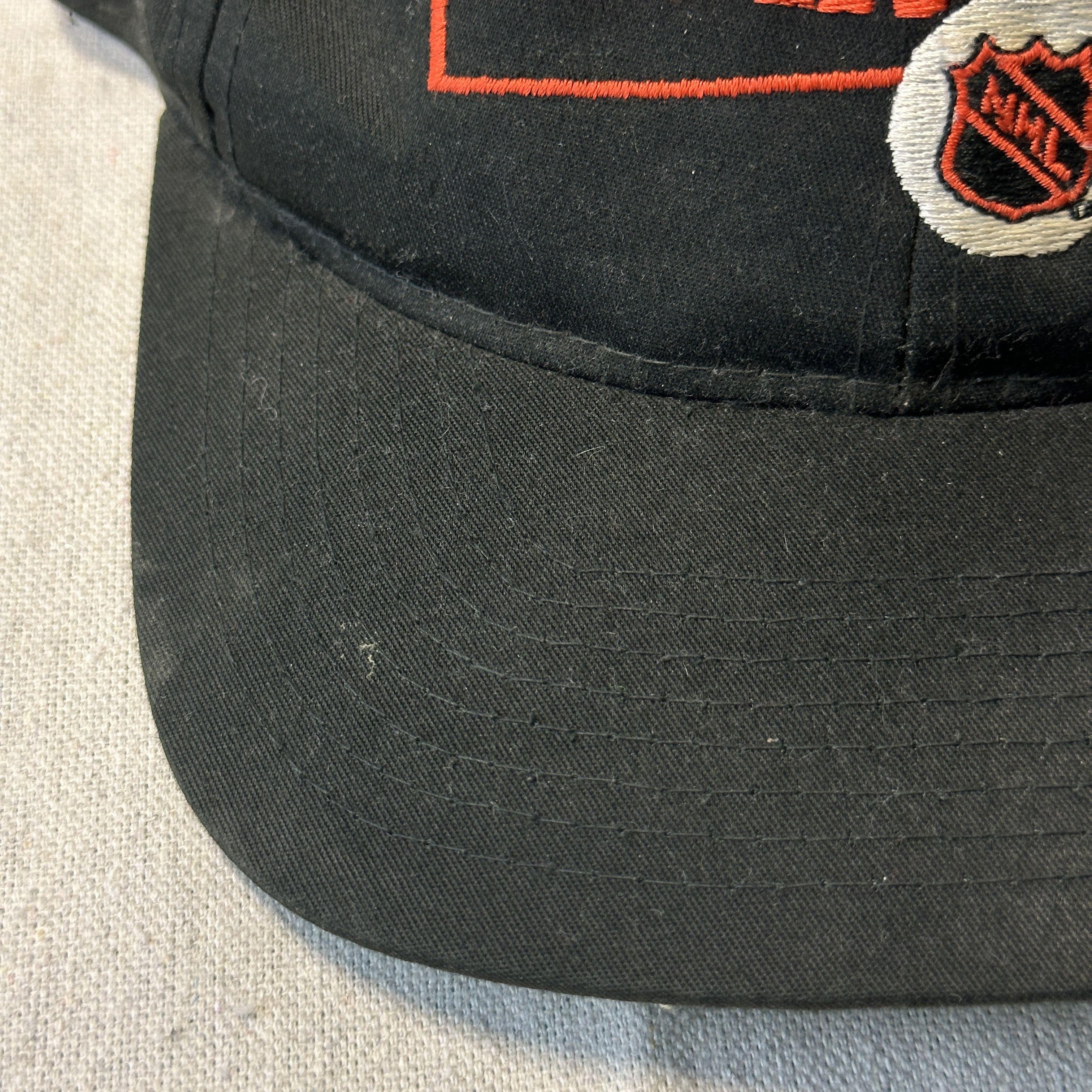 Starter Vintage Starter NHL Game On Embroidered Snapback Cap Size ONE SIZE - 5 Thumbnail