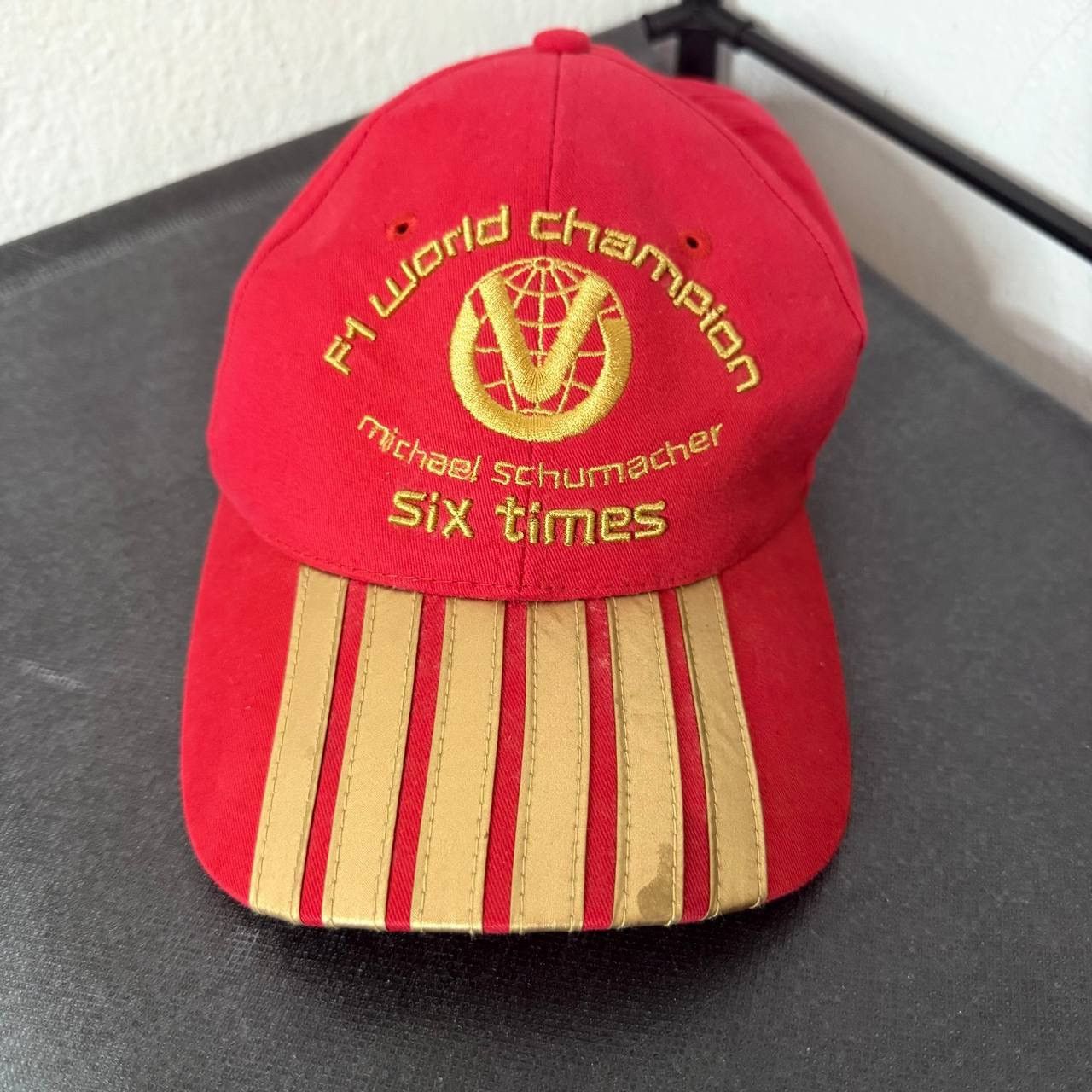 Formula 1 Vintage Formula 1 Michael Shumacher Idea Cap Six Times Size ONE SIZE - 1 Thumbnail