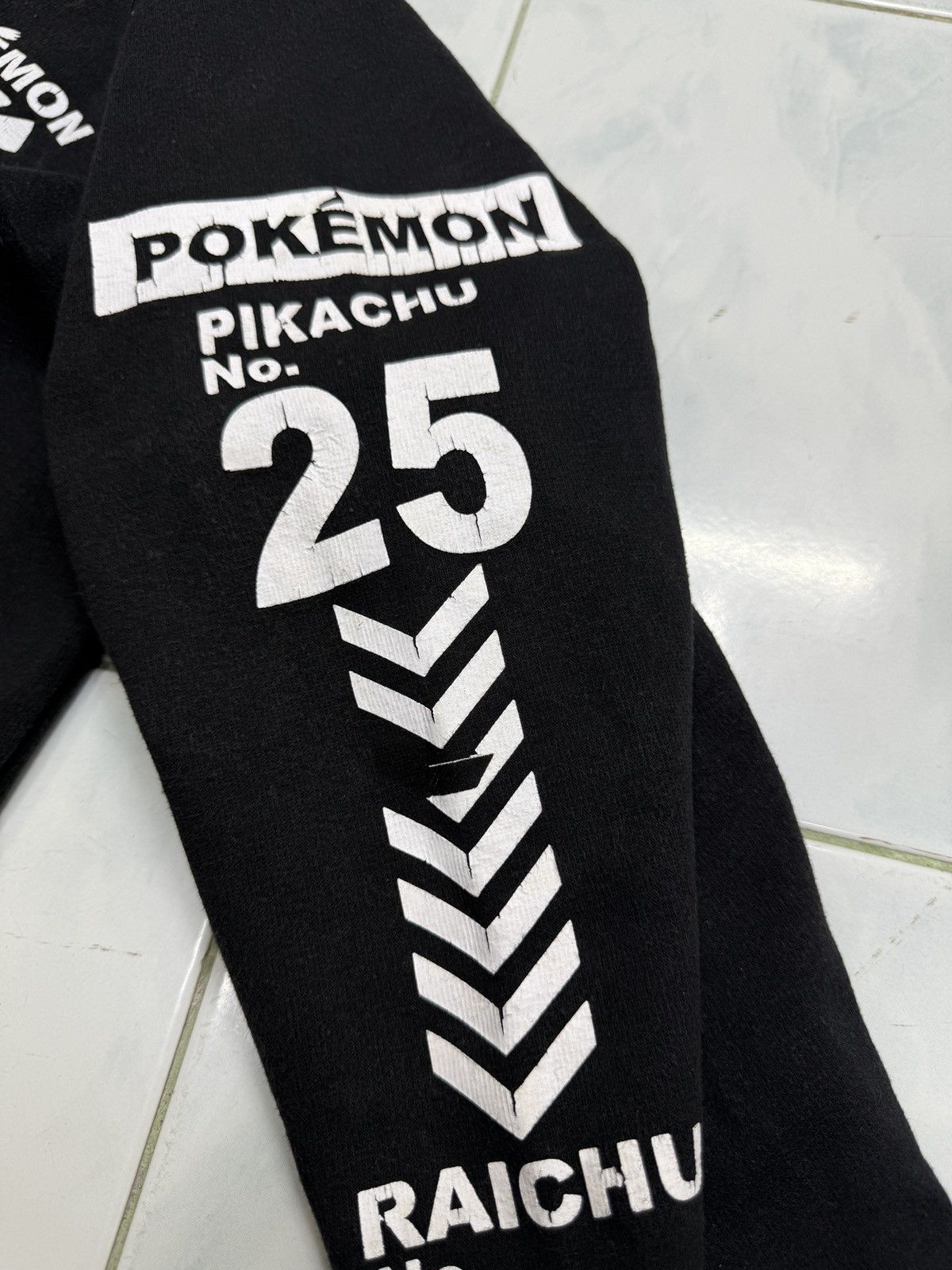 Pokemon 🔥🔥🔥ARCHIVE VINTAGE POKEMON SWEATSHIRTS Size US S / EU 44-46 / 1 - 12 Thumbnail