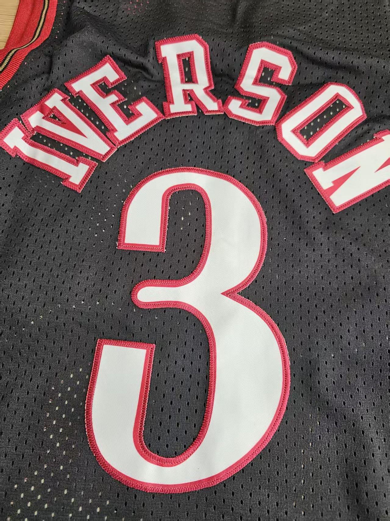 NBA Philadelphia 76ers #3 Allen Iverson Jersey Black Size US M / EU 48-50 / 2 - 5 Thumbnail