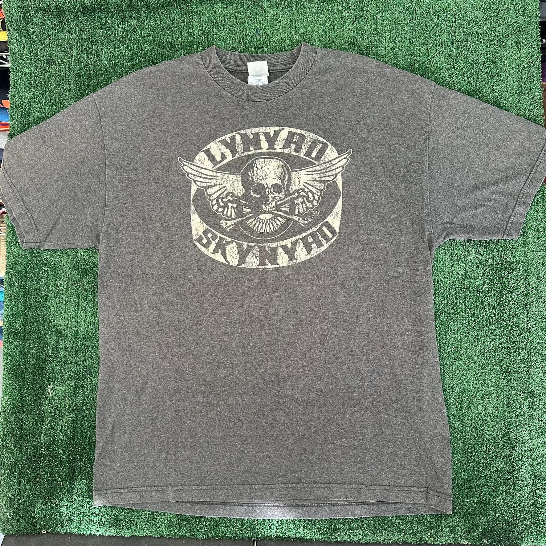 Alstyle Vintage Y2K Lynyrd Skynyrd T-Shirt MC Skull Rock Band Tee Size US XL / EU 56 / 4 - 1 Thumbnail