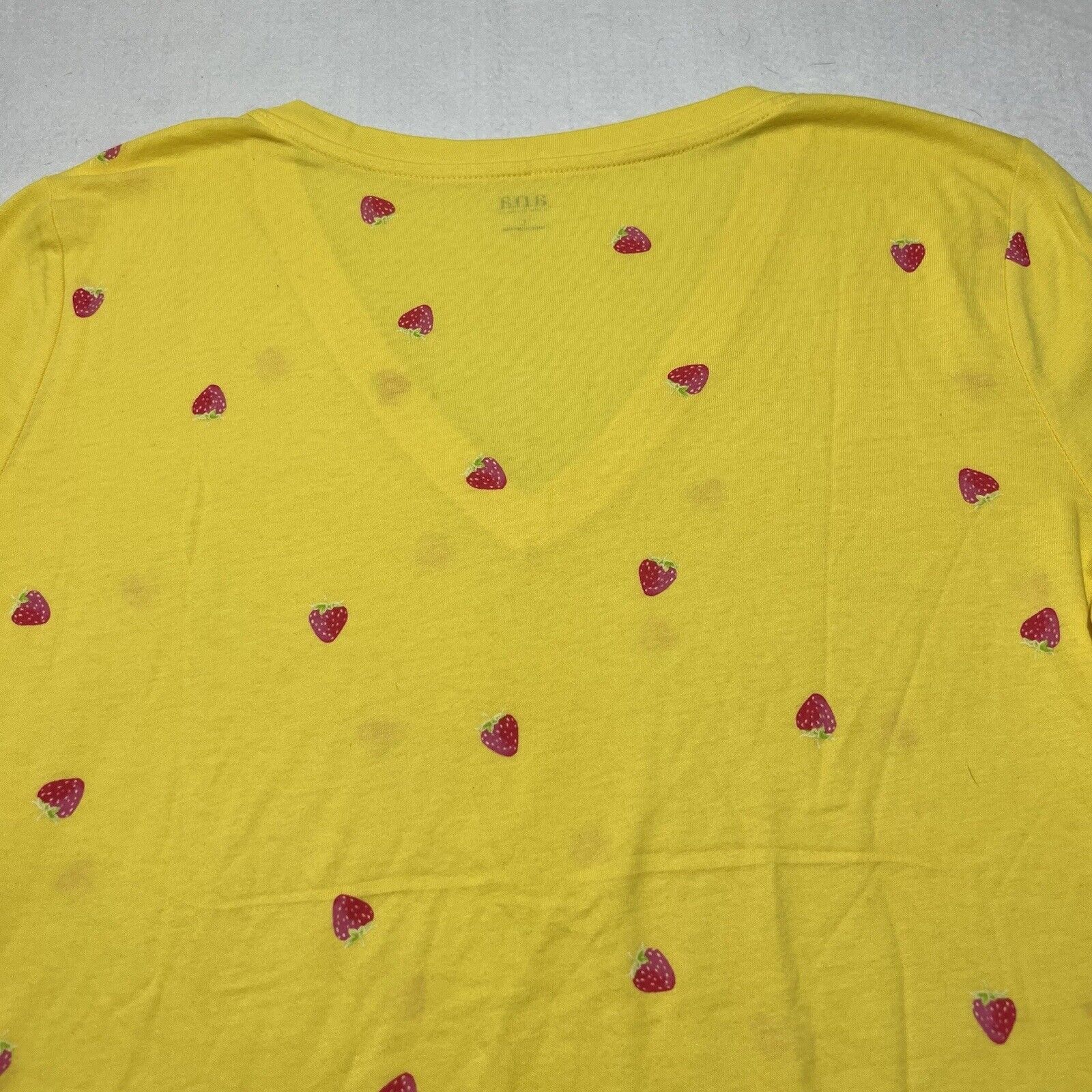 Other a.n.a. Large V-Neck Tee Strawberry Pattern Yellow T Shirt Size L / US 10 / IT 46 - 10 Thumbnail