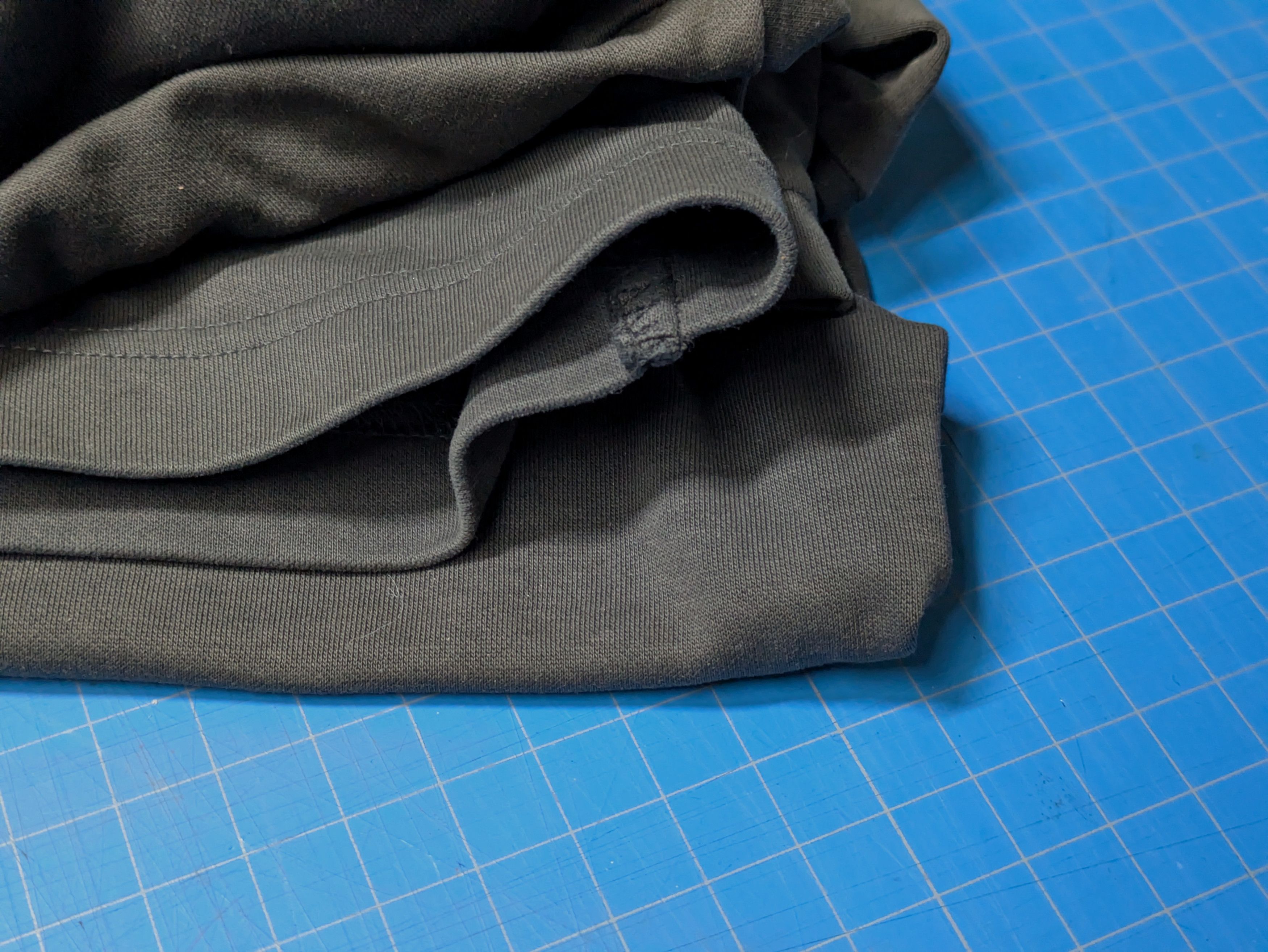 Uniqlo Cropped Uniqlo AIRism Cotton Tshirt (Altered) Size US M / EU 48-50 / 2 - 5 Thumbnail