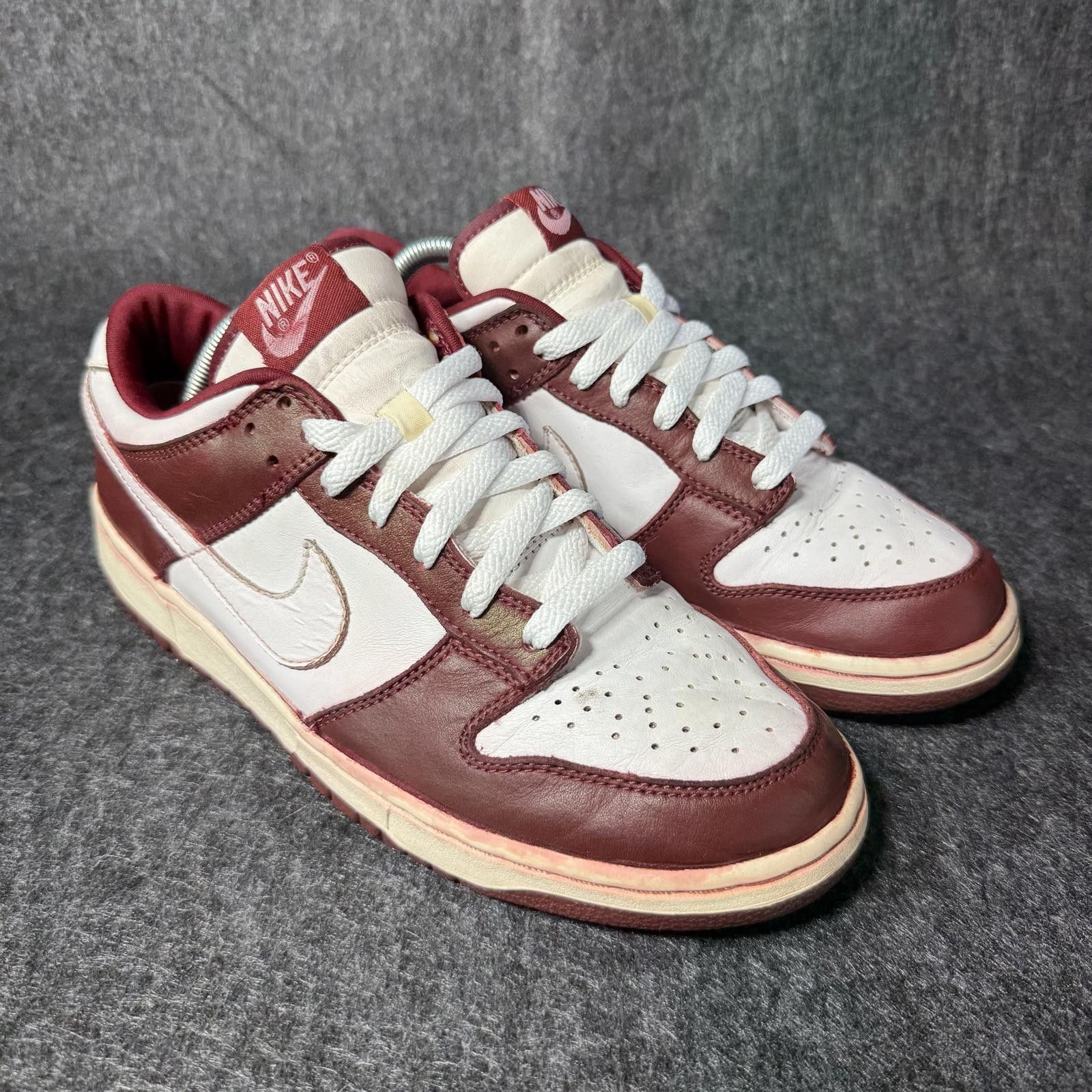 Nike Nike Shoes Men's 9.5 Burgundy Dunk Low 2003 624044-613 VTG Size US 9.5 / EU 42-43 - 1 Thumbnail