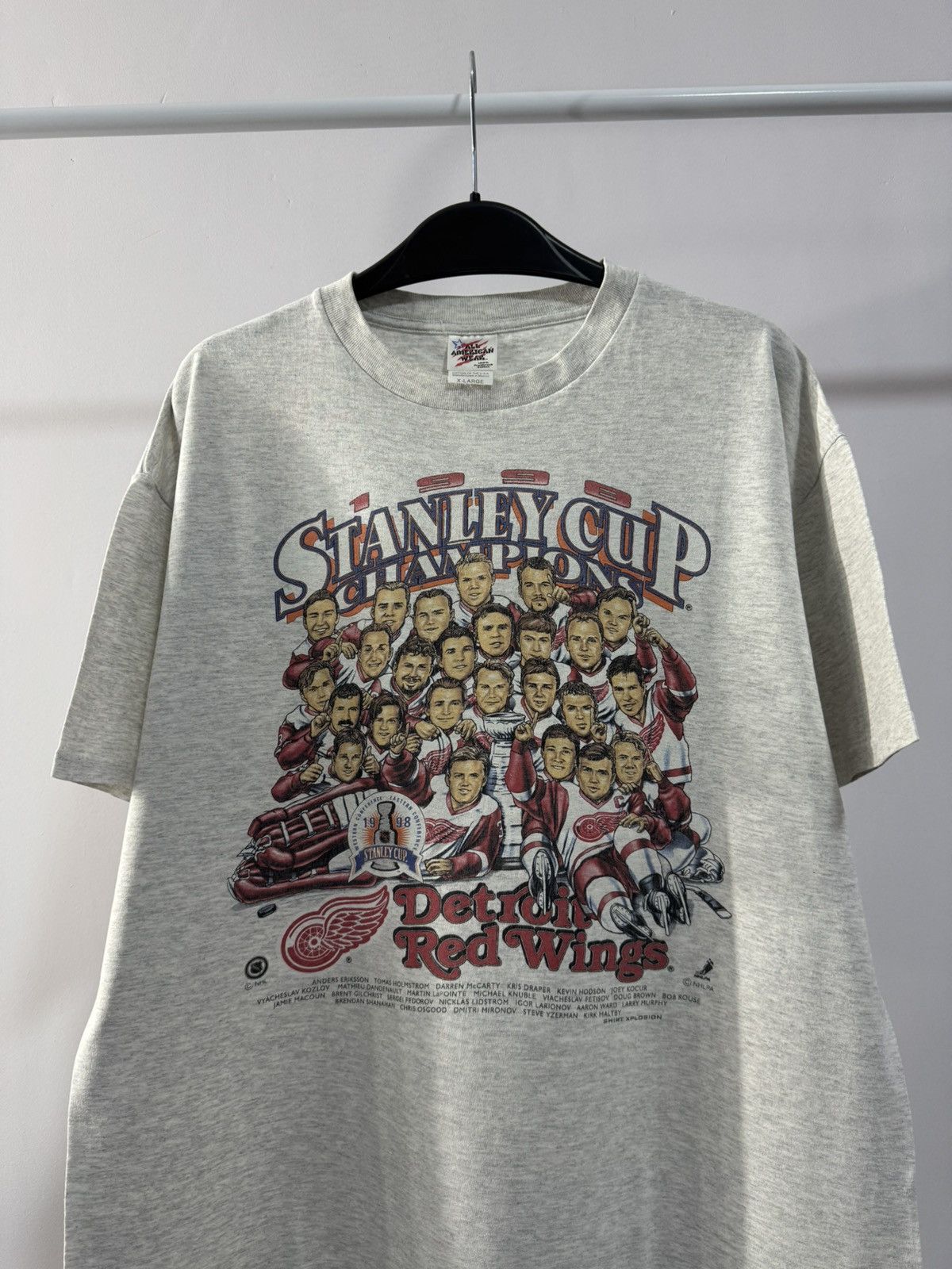 NHL Vintage 1998 Stanley cup champions Detroit Red Wings Size US XL / EU 56 / 4 - 2 Thumbnail