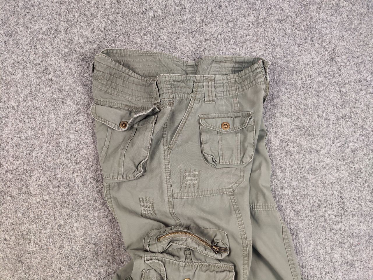 Japanese Brand Vintage 90's Japanese Style Baggy Cargo Military Wmns Pants Size 28" / US 6 / IT 42 - 17 Thumbnail