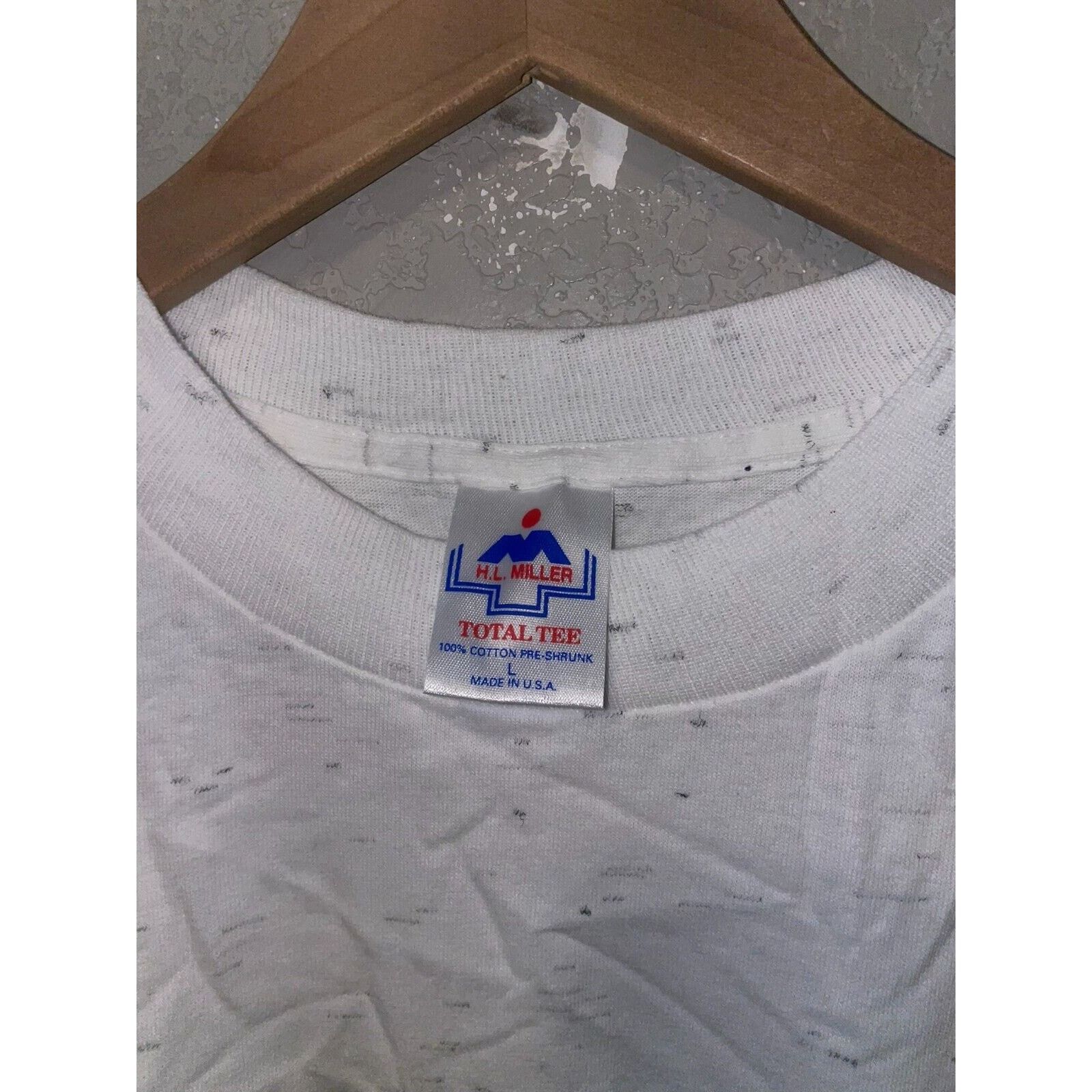 Other Vintage Gatlinburg Tennessee Shirt Large White Speckled Tee Size US L / EU 52-54 / 3 - 7 Thumbnail