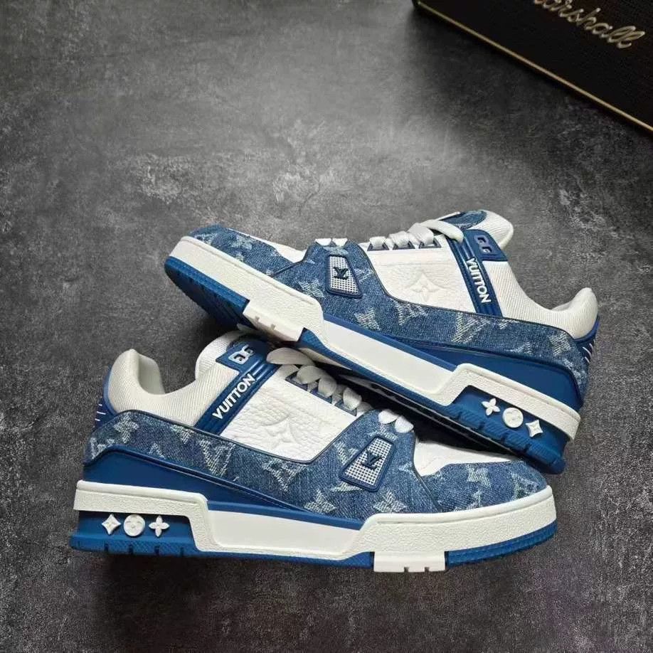 Louis Vuitton Louis Vuitton Training Blue Lowtop Sneakers 39 Women Size US 8.5 / IT 38.5 - 1 Thumbnail
