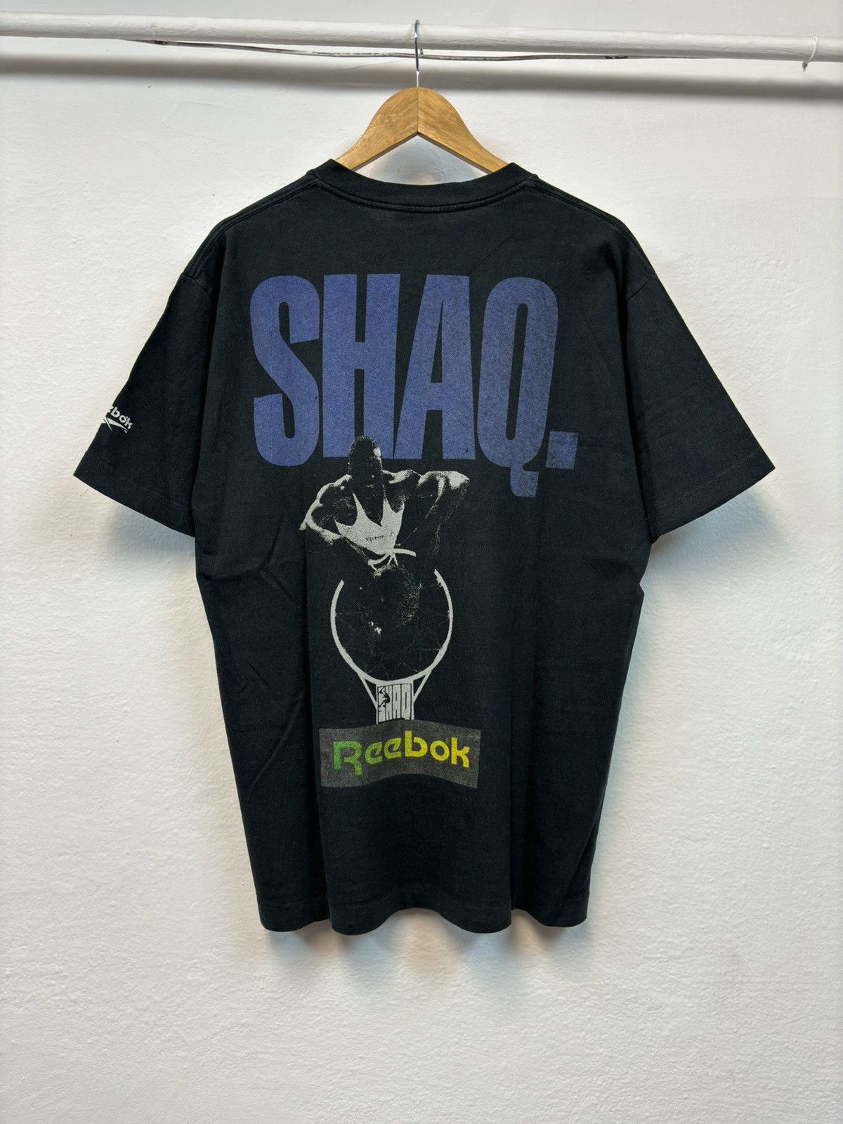 NBA × Rap Tees × Vintage Vintage 90s SHAQ WHO'S THE MAN? Reebok NBA Tee USA Jordan Size US L / EU 52-54 / 3 - 1 Thumbnail