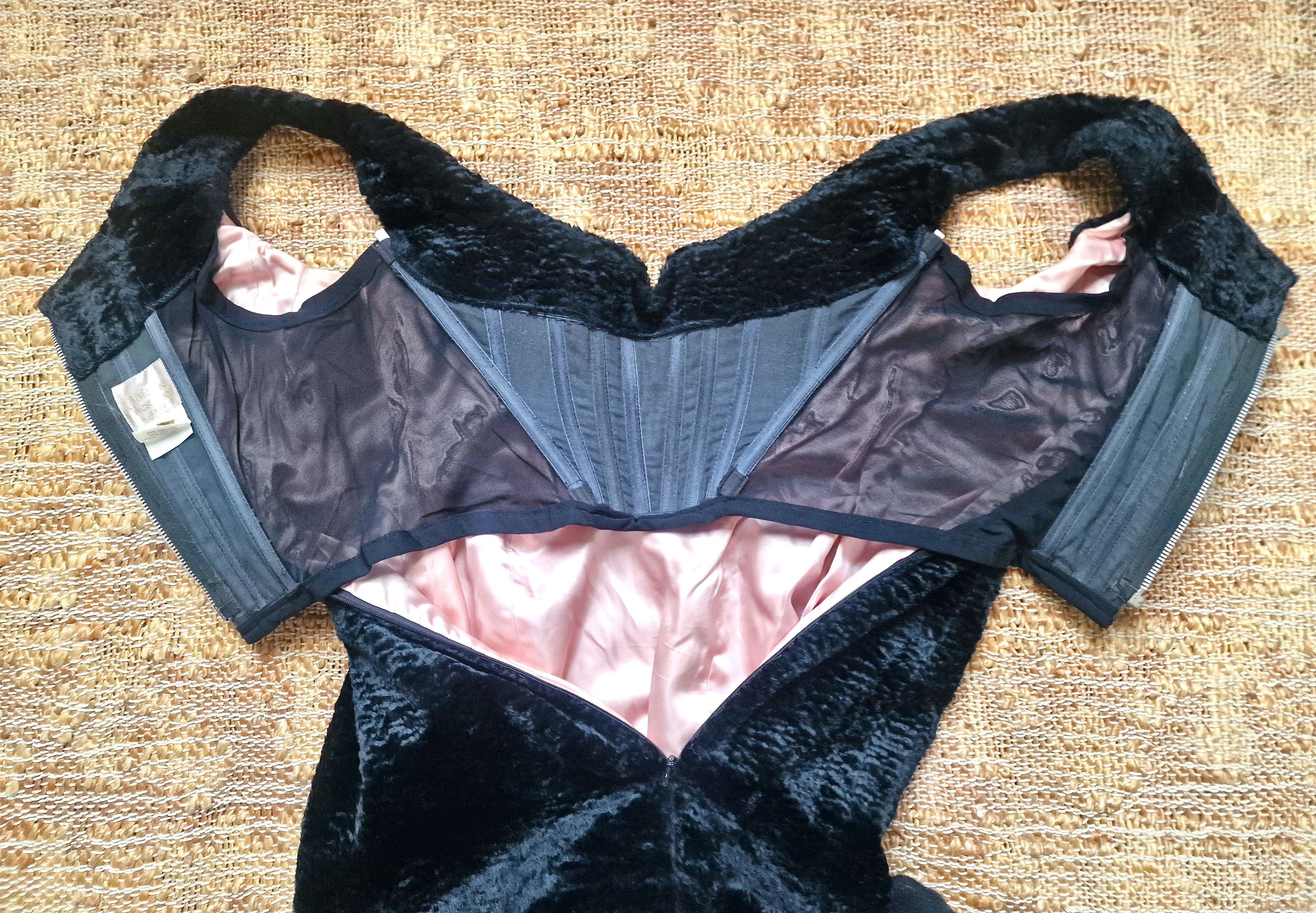 Vivienne Westwood Vivienne Westwood Faux Fur Runway F/W 1994 Corset Dress Size M / US 6-8 / IT 42-44 - 16 Thumbnail