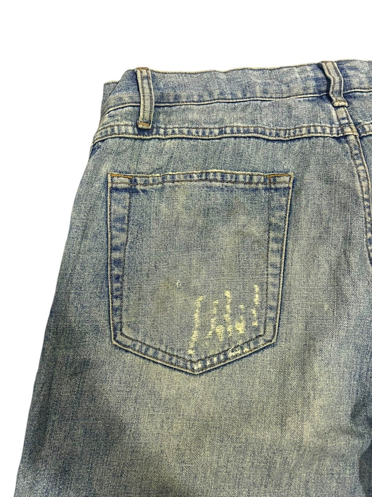 If Six Was Nine × Japanese Brand × Le Grande Bleu (L.G.B.) VINTAGE BURBERRY RUSTY BLUE WASH DISTRESSED DENIM Size US 32 / EU 48 - 14 Thumbnail