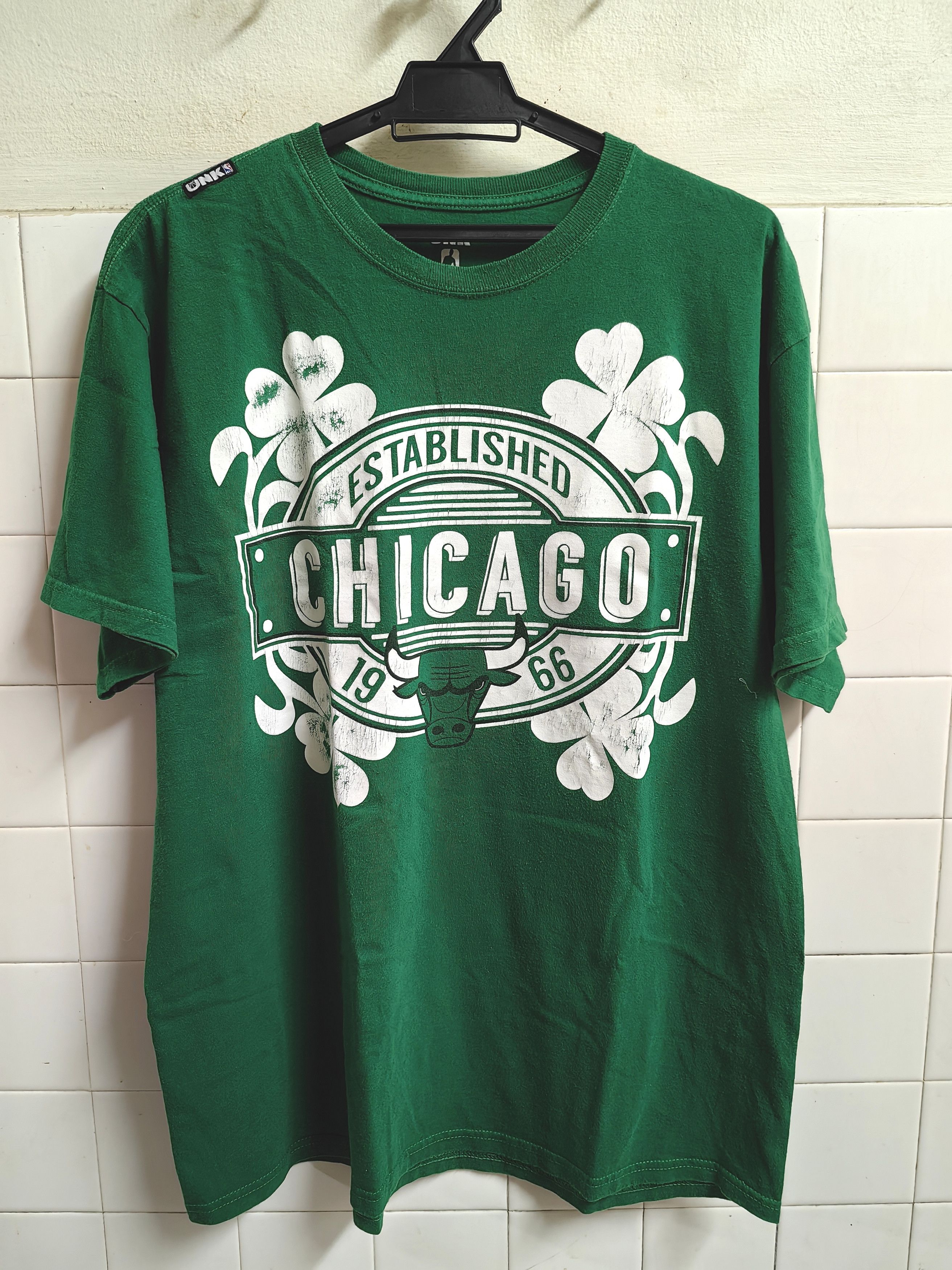 NBA NBA Chicago Bull Established 1966 Irish Green Lucky Flowers Size US XL / EU 56 / 4 - 1 Thumbnail