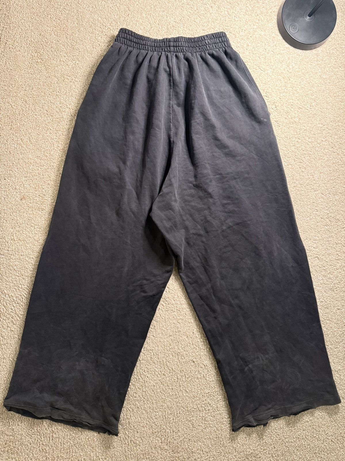 Balenciaga Balenciaga 2022 Sweatpant Size US 30 / EU 46 - 1 Thumbnail