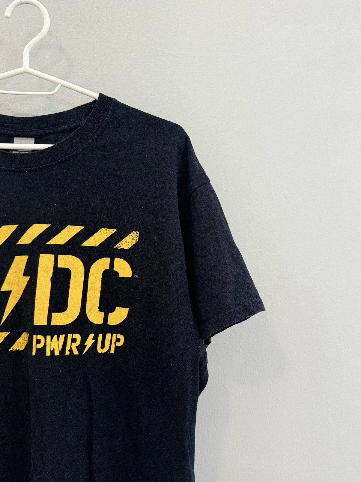 Band Tees × Vintage Very crazy AC/DC 2020 stiff upper lip vintage tee t shirt Size US L / EU 52-54 / 3 - 7 Thumbnail