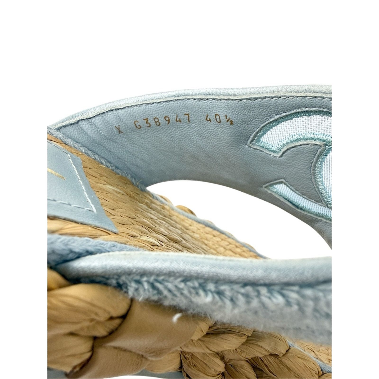 Chanel Chanel CC Terry Blue Thong Raffia Flat Slide Sandals EU 40.5 Size US 10.5 / IT 40.5 - 9 Thumbnail