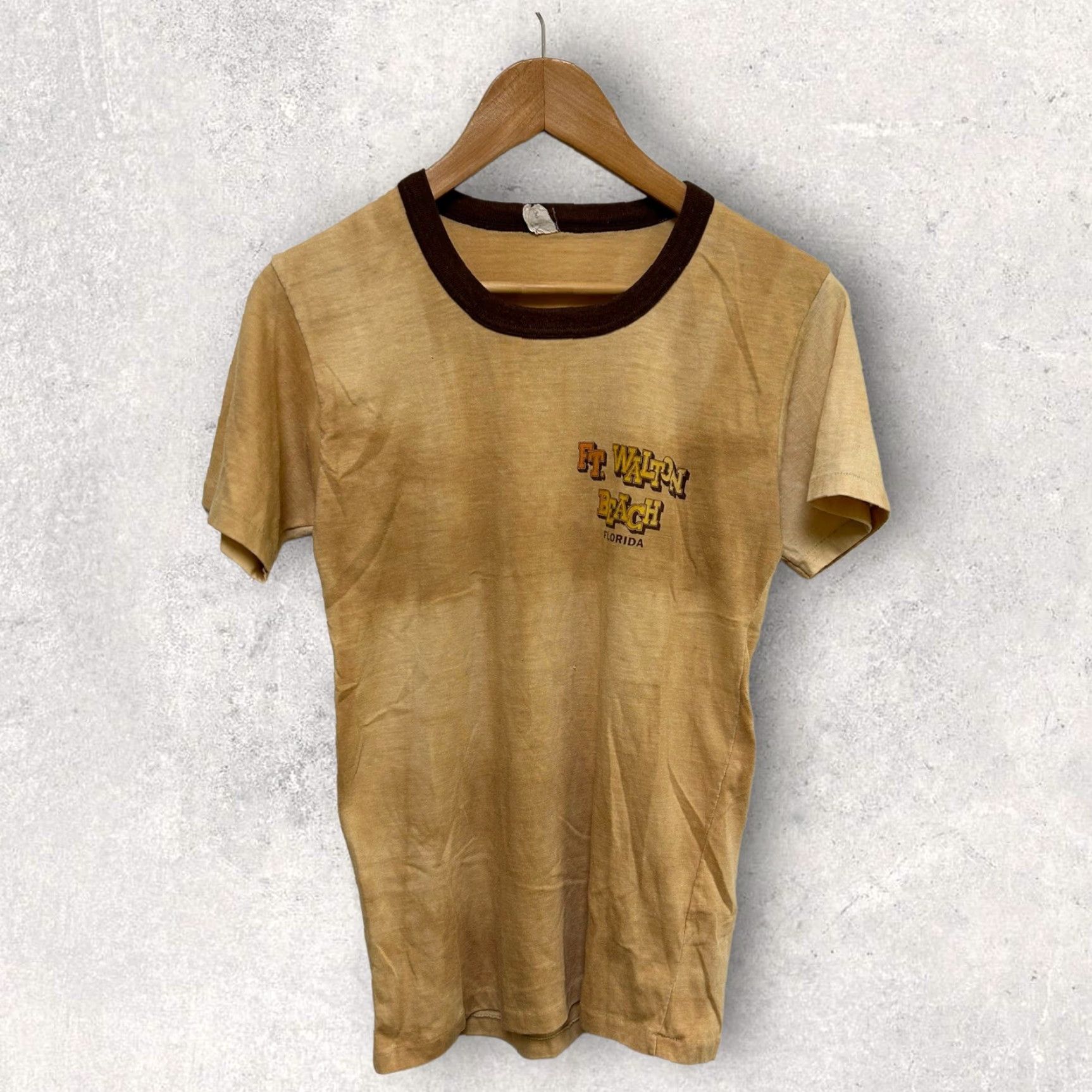 Vintage VINTAGE 90s Ft Walton Beach Florida Women's Graphic T-Shirt Beige Medium Beach Sportswear Size M / US 6-8 / IT 42-44 - 5 Thumbnail