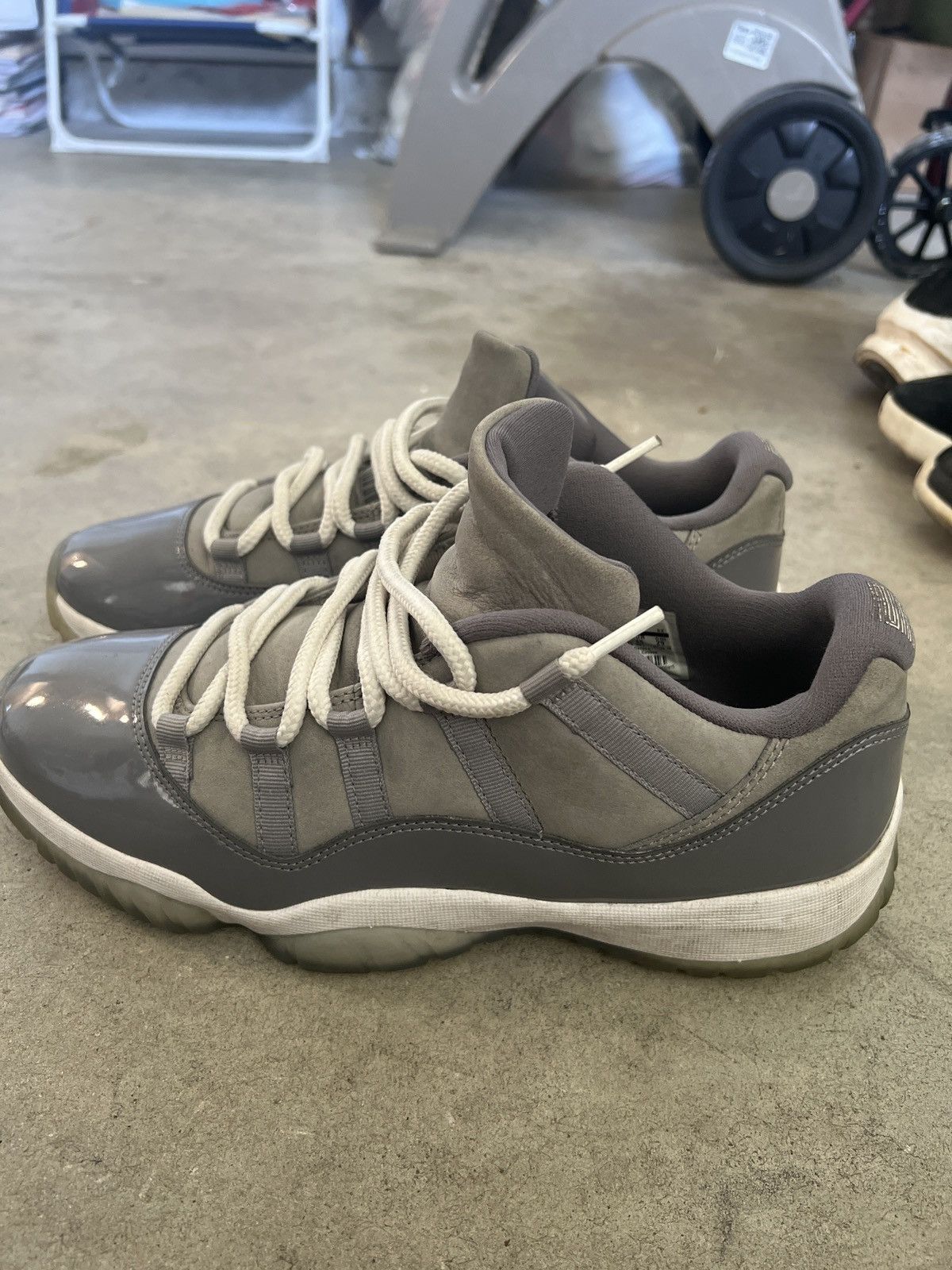 Air Jordan retro cool gray lows