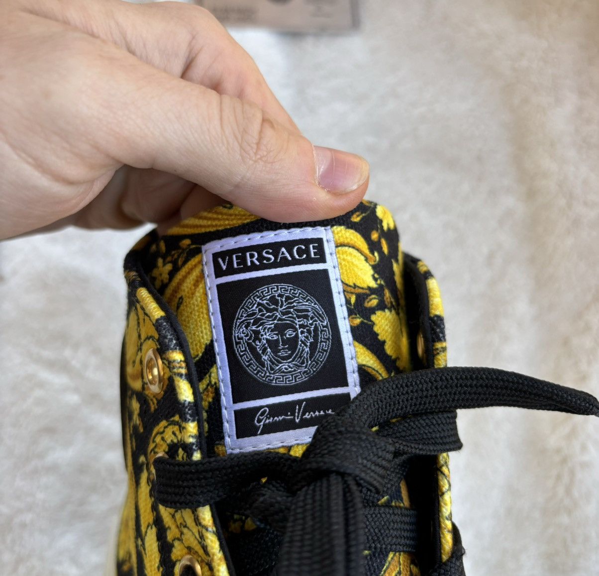 Versace Versace Gold Barocco Medusa High Tops Size US 10 / EU 43 - 2 Thumbnail