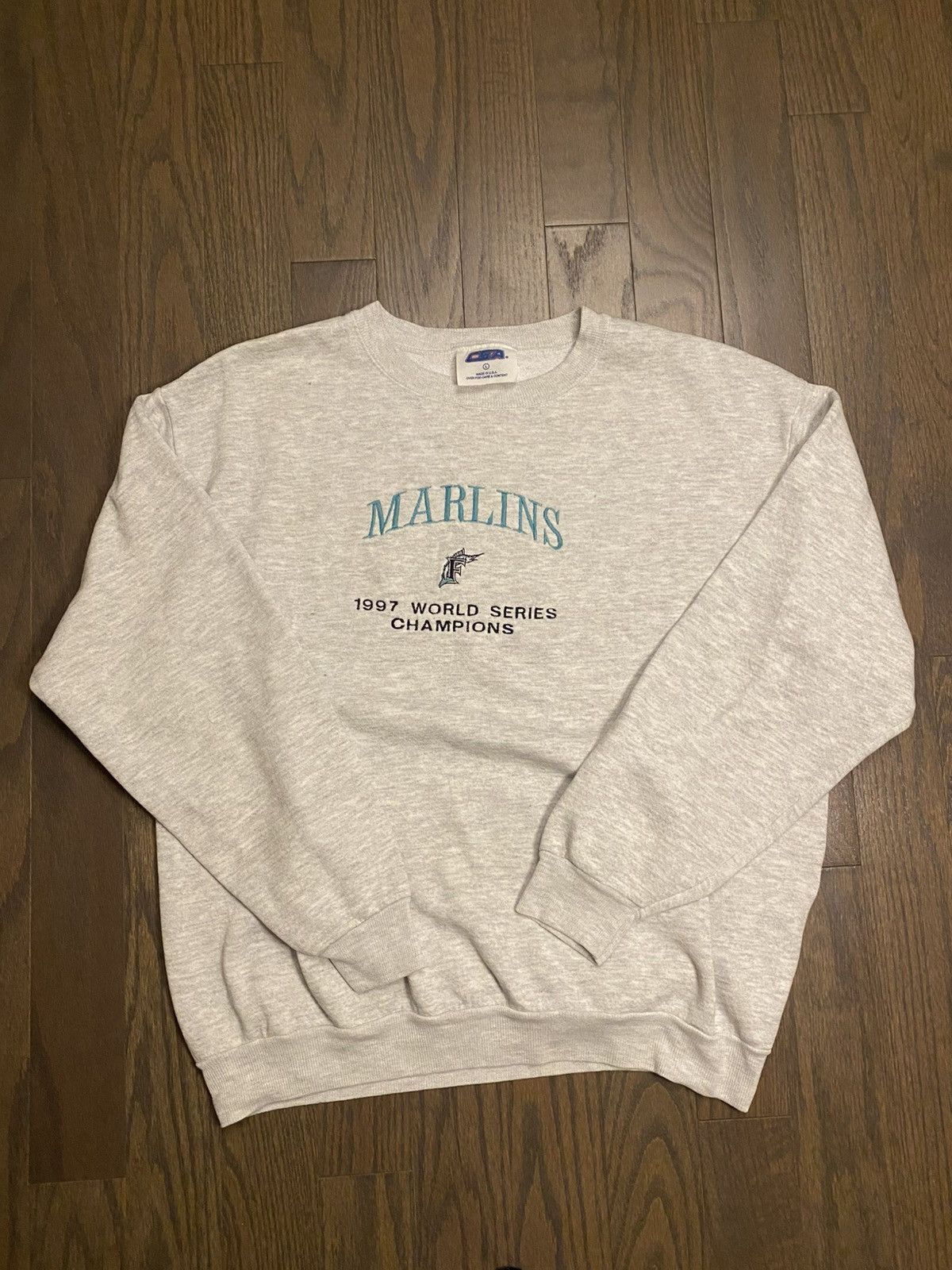 CSA Vintage 1997 Florida Marlins Crewneck Size US L / EU 52-54 / 3 - 1 Thumbnail
