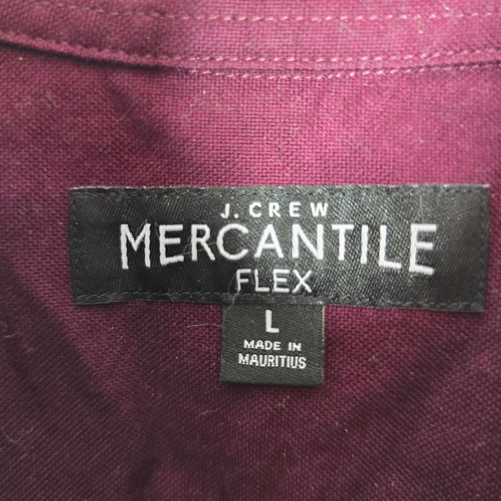 J.Crew J. Crew Mercantile Flex Burgundy Button-Up Shirt Size Large Size US L / EU 52-54 / 3 - 2 Thumbnail