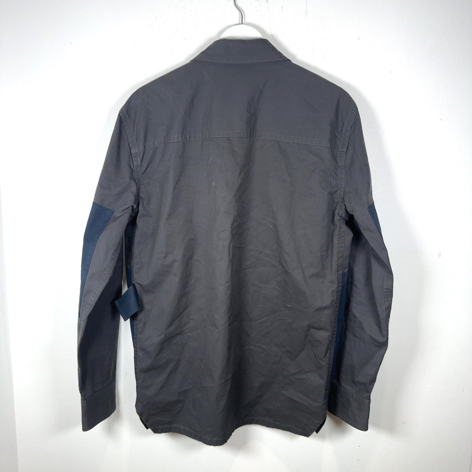 Bottega Veneta Bottega Veneta Multi-Pocket Military Patch Button-Up Shirt Size US S / EU 44-46 / 1 - 5 Thumbnail