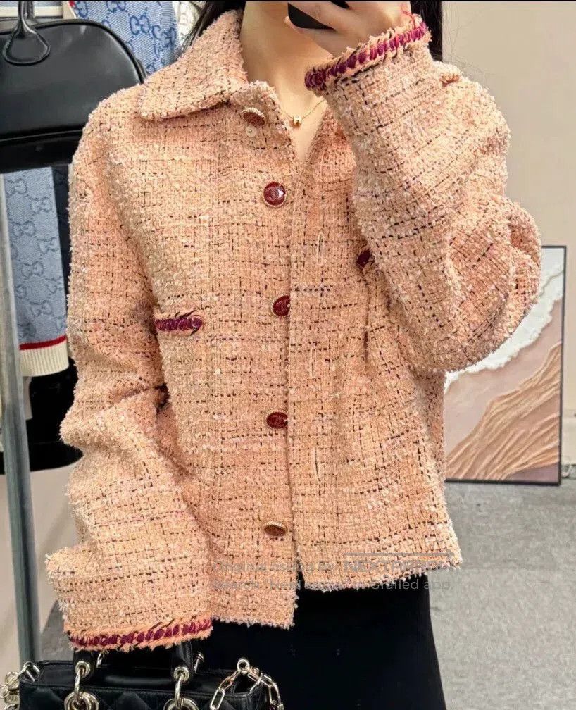 Chanel chanel orange tweed button-up jacket. Size US M / EU 48-50 / 2 - 9 Thumbnail