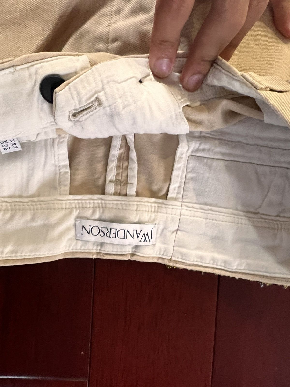 JW Anderson JW Anderson UFO Lands in Suffolk Khaki Size US 29 - 2 Thumbnail