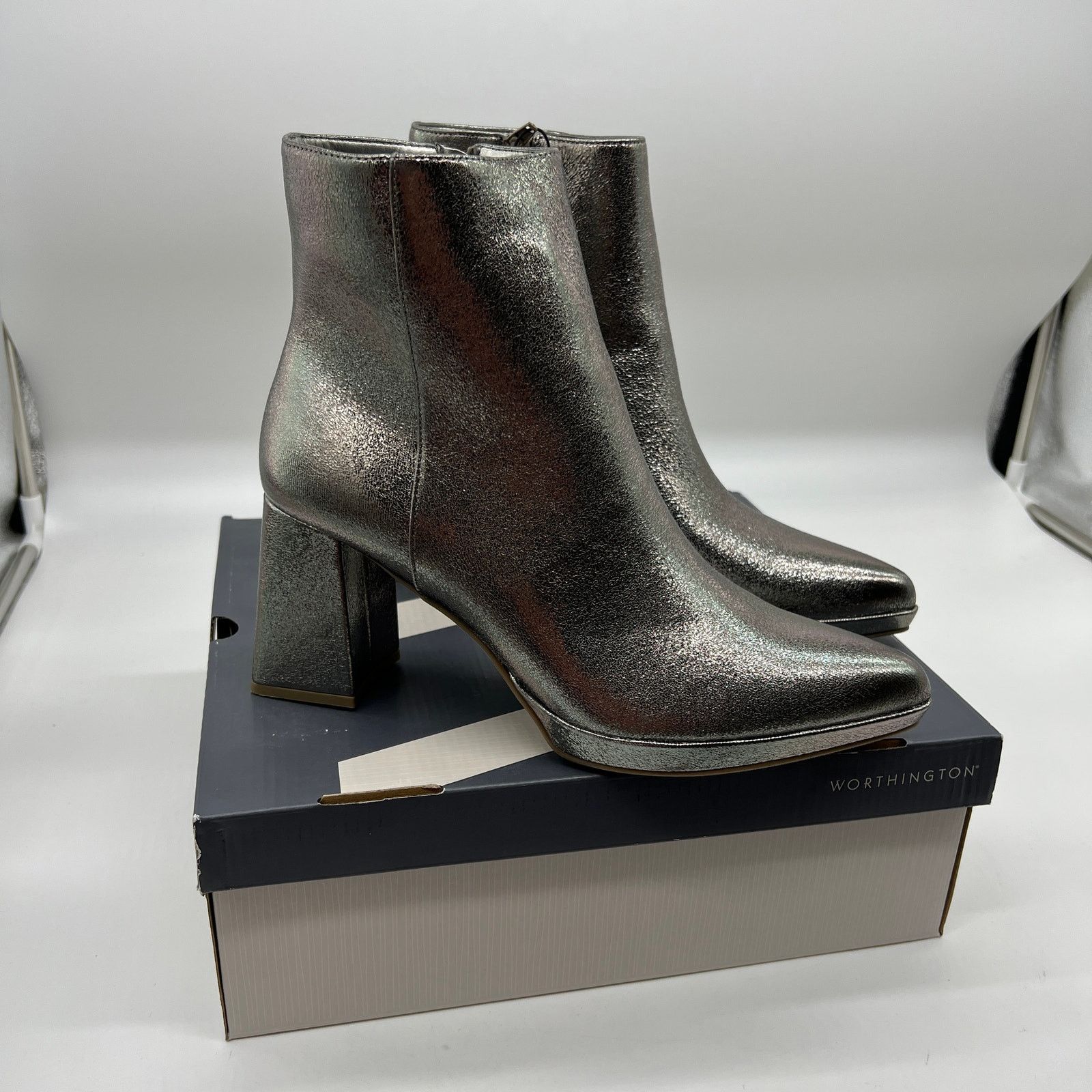 Other Worthington Womens Bannow Flared Heel Booties Pewter Size US 8.5 / IT 38.5 - 2 Thumbnail