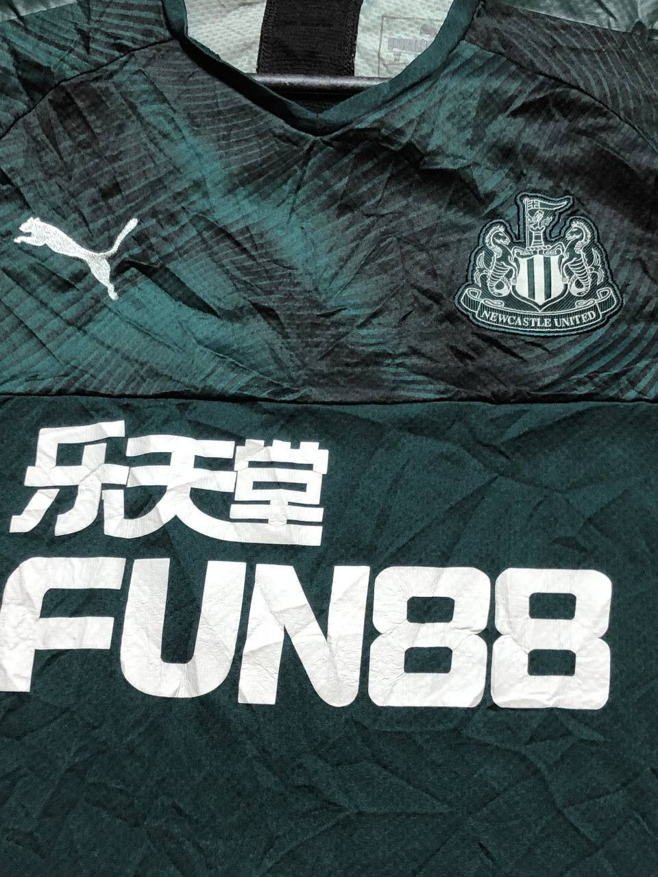 Puma Vintage Jerseys green Puma T-shirt Y2K sportwear Size US M / EU 48-50 / 2 - 7 Thumbnail