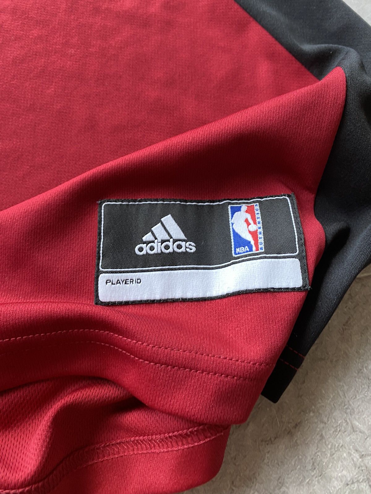 Adidas Vintage Lebron James Adidas 2013 NBA Miami Heat Jersey # 6 Size US M / EU 48-50 / 2 - 6 Thumbnail