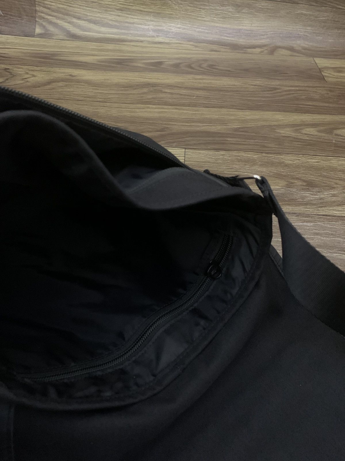 thisisneverthat Japan Vintage Sling Bag THISISNEVERTHAT Size ONE SIZE - 9 Thumbnail