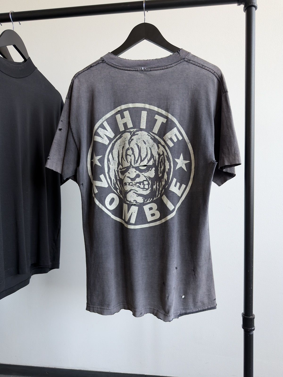 Band Tees Vintage Early 90s White Zombie Faded Thrashed Erd Band Tee Size US XL / EU 56 / 4 - 3 Thumbnail