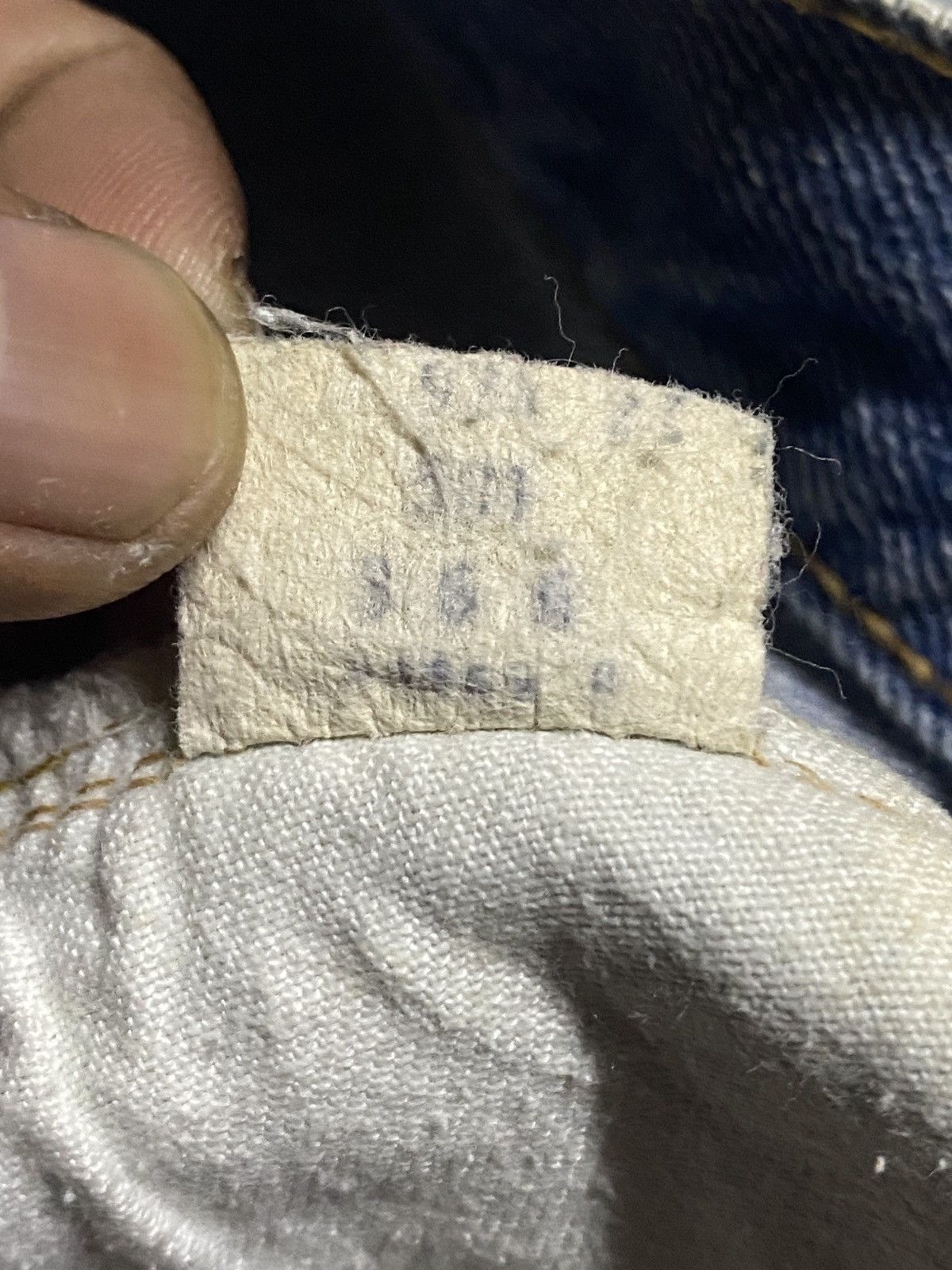 Levi's W34 Vintage Levis 501 70s Selvedge Rindem No6 ButtonFly Jean Size US 34 / EU 50 - 23 Thumbnail