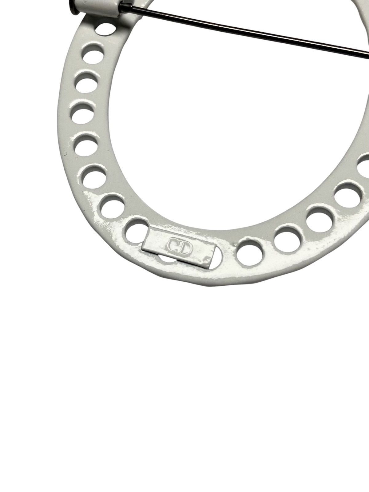 Dior × Hedi Slimane A/W 2004 Oval Metal Brooch (AW04/FW04, VOTC, Homme) Size ONE SIZE - 4 Thumbnail