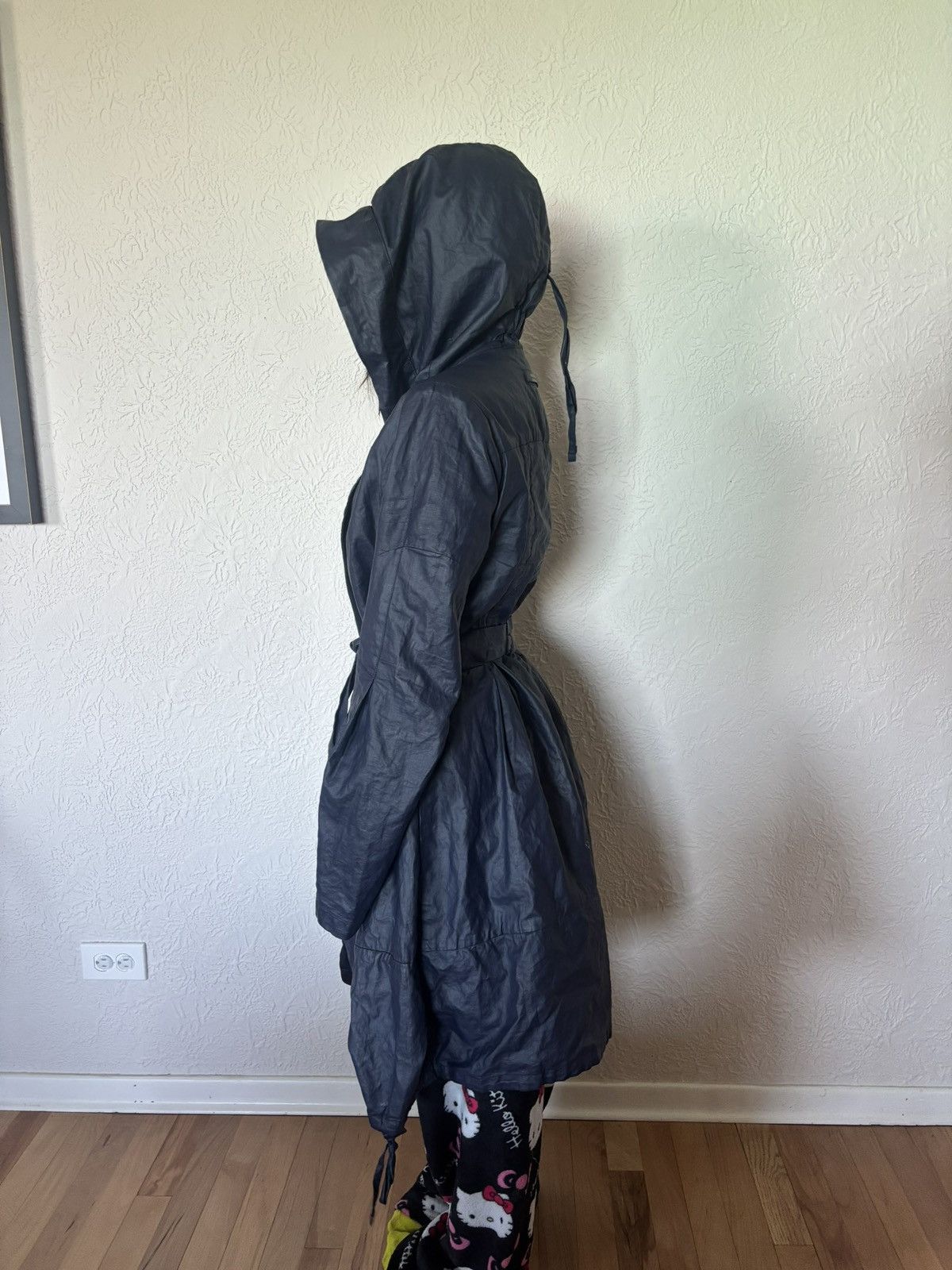 Marithe + Francois Girbaud Women’s vintage IT40 Girbaud navy trench coat, coated Size S / US 4 / IT 40 - 2 Thumbnail