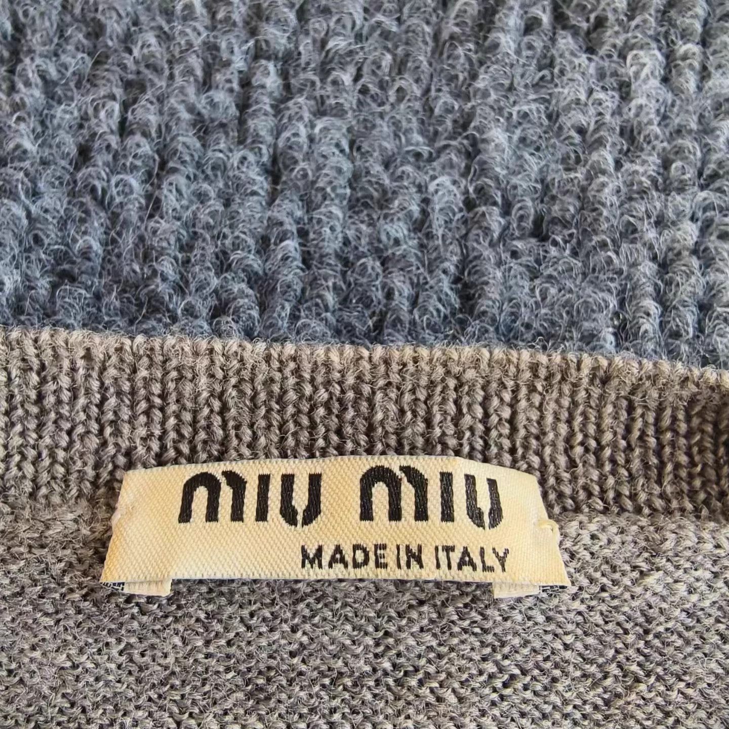 Miu Miu MIU MIU Star Crystal Buckle Cardigan 36 99 Size XS / US 0-2 / IT 36-38 - 3 Thumbnail