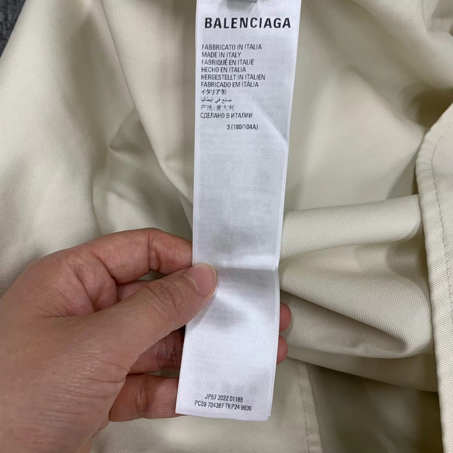 Balenciaga Balenciaga White Logo Short Sleeve Shirt 3 98 New Size US L / EU 52-54 / 3 - 5 Thumbnail