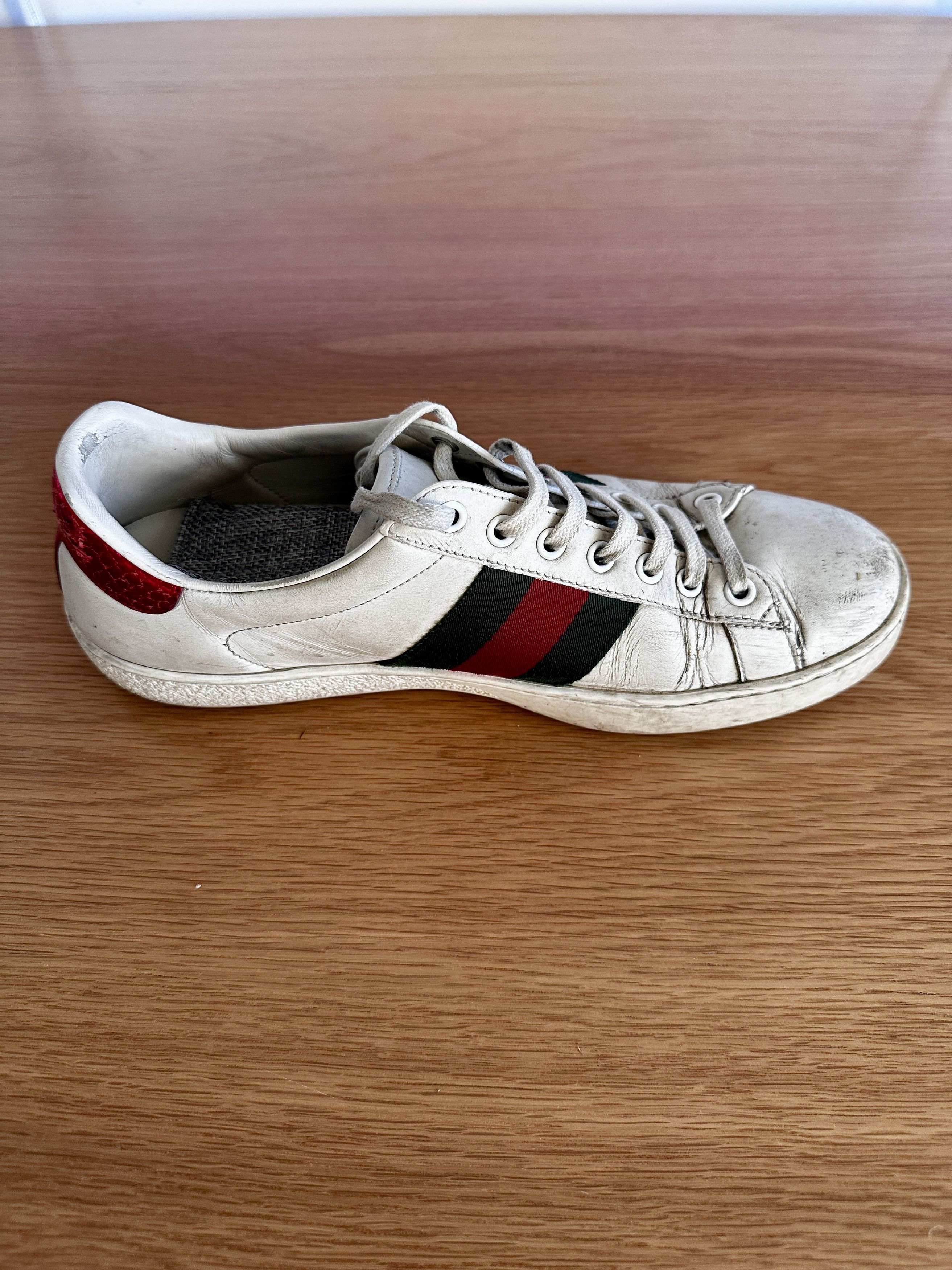 Gucci Gucci Ace Embroidered Bee Sneaker Size US 9 / EU 42 - 4 Thumbnail