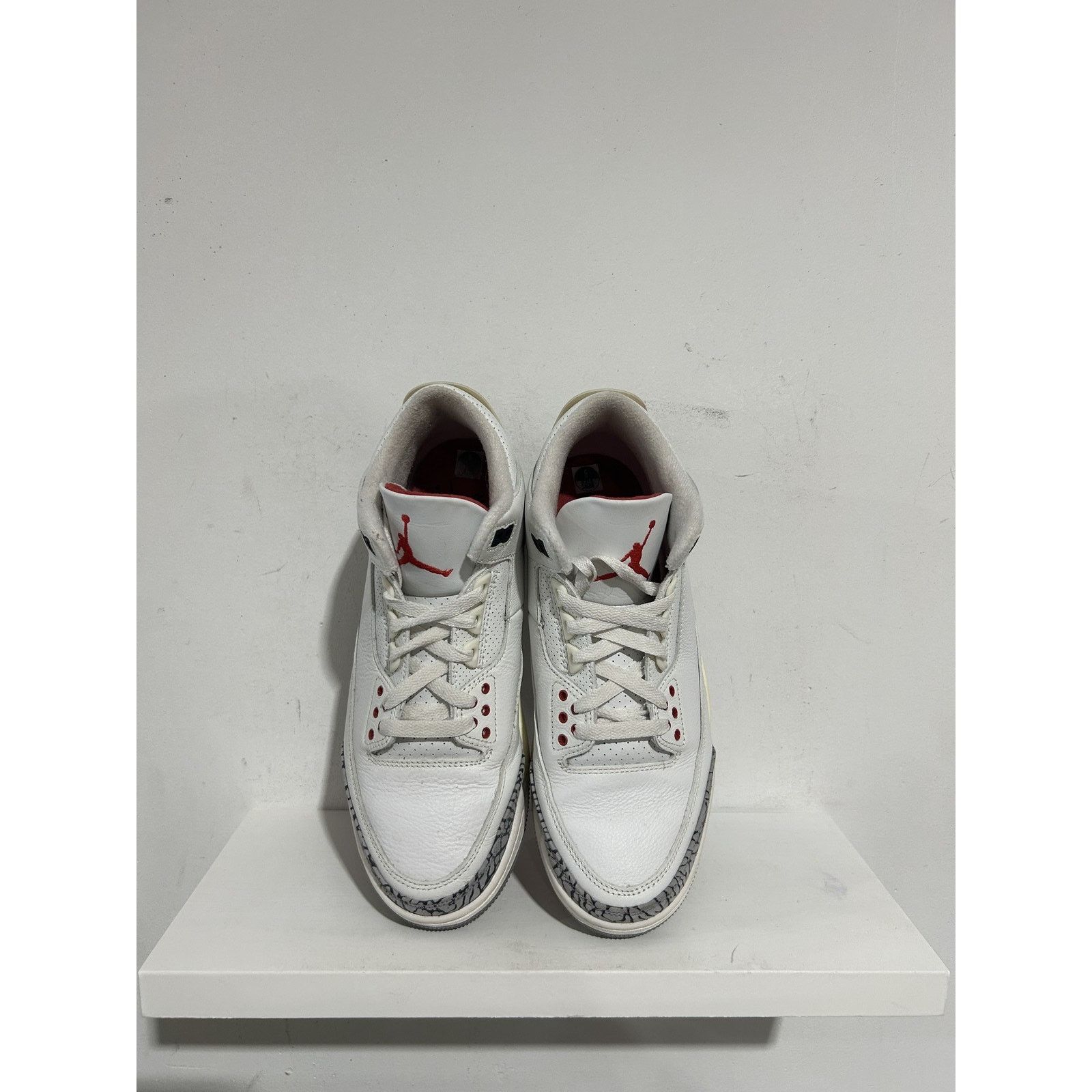 Jordan Brand JORDAN 3 WHITE CEMENT REIMAGINED SIZE 9 PREOWNED Size US 9 / EU 42 - 4 Thumbnail
