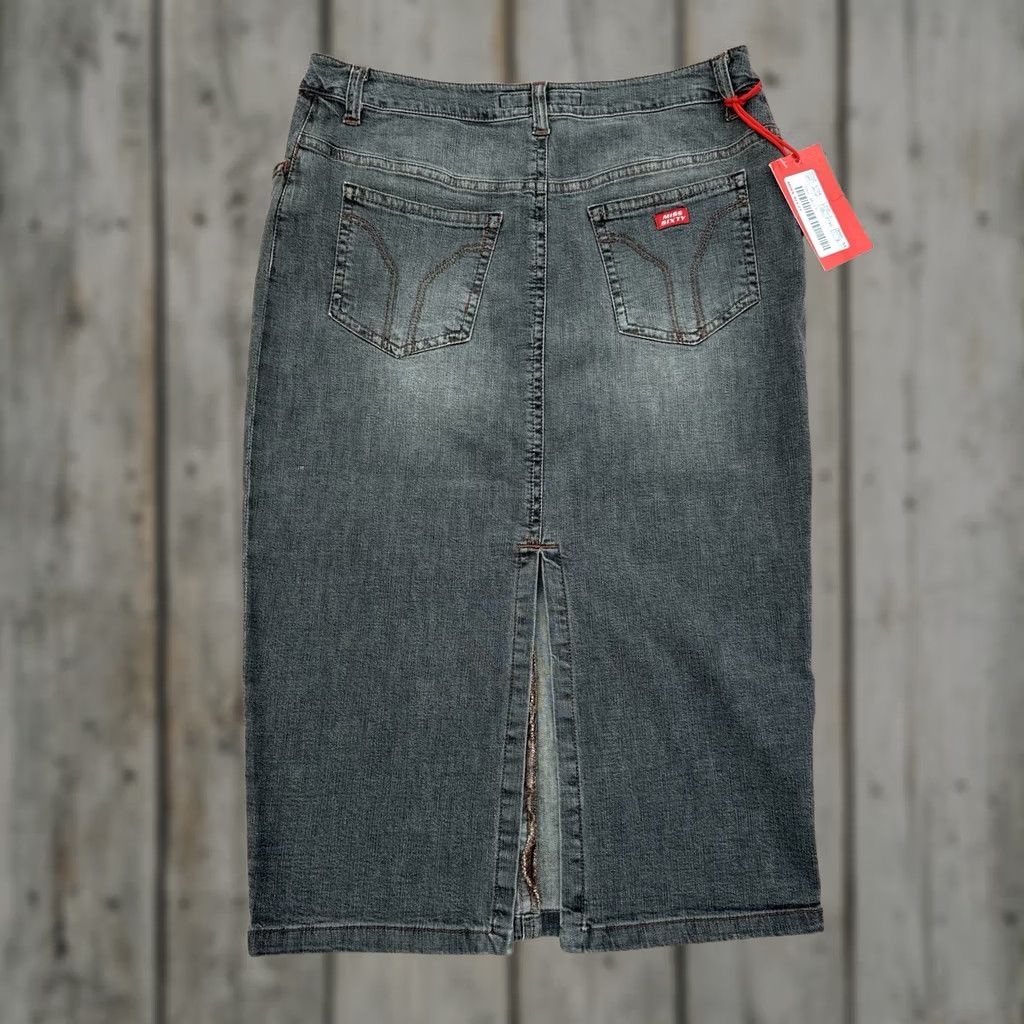 Miss Sixty VINTAGE Miss Sixty Skirt Denim Gray Soul Skirt S Regular Women's Gray Soul mood Vintage 1990s? (omit) Size 28" / US 6 / IT 42 - 1 Thumbnail