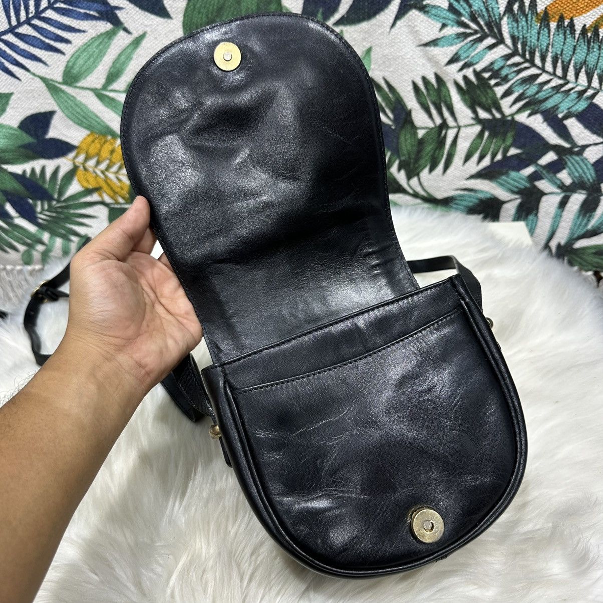Bally Authentic BALLY Vtg. Leather Crossbody Bag Size ONE SIZE - 10 Thumbnail